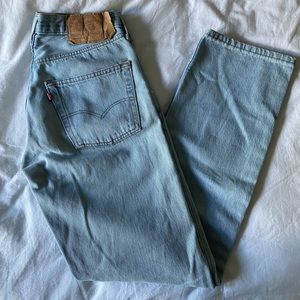 Vintage Light Wash Levis